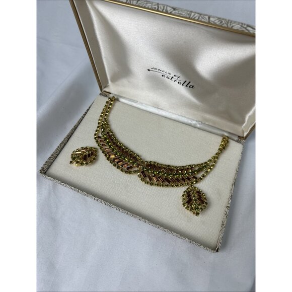 Vintage Jewels By Estrella Rhinestone Necklace And Clip On Earring Set Green - Picture 1 of 8